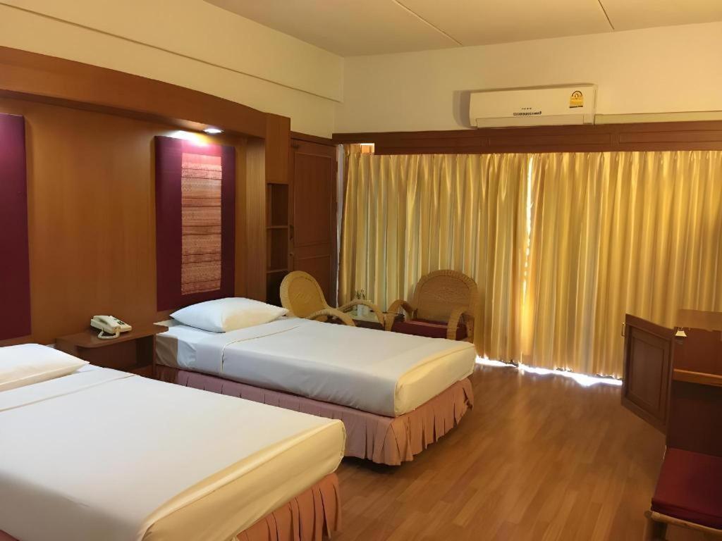 Pailyn Phitsanulok Hotel מראה חיצוני תמונה