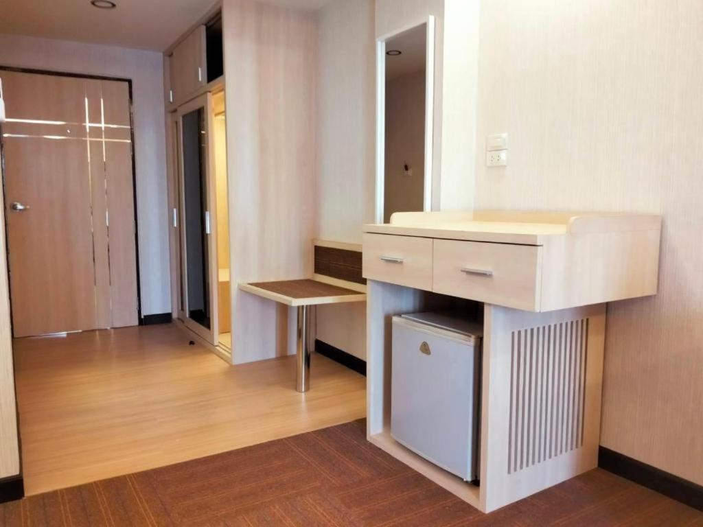 Pailyn Phitsanulok Hotel מראה חיצוני תמונה