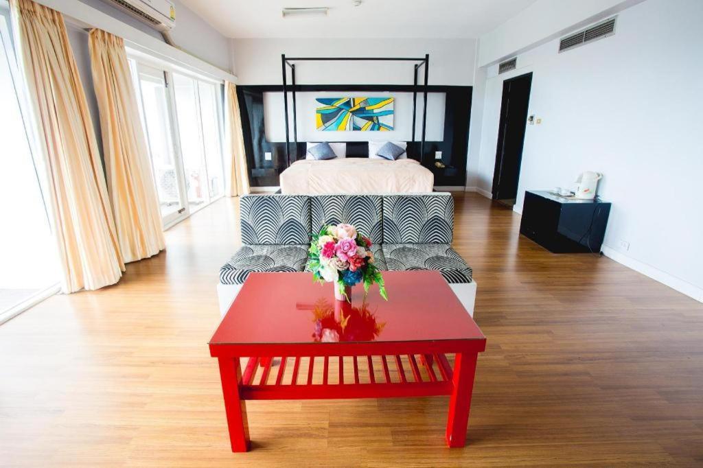 Pailyn Phitsanulok Hotel מראה חיצוני תמונה